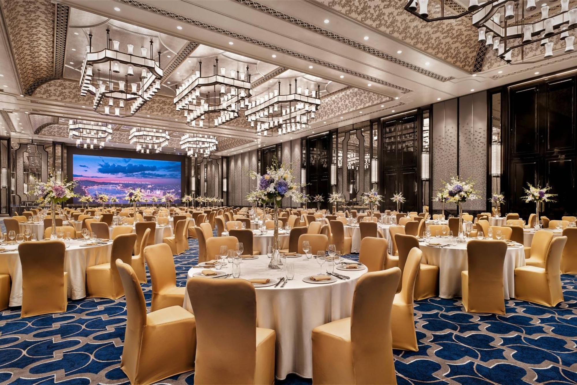 The Ritz-Carlton, Guangzhou Hotel Exterior photo