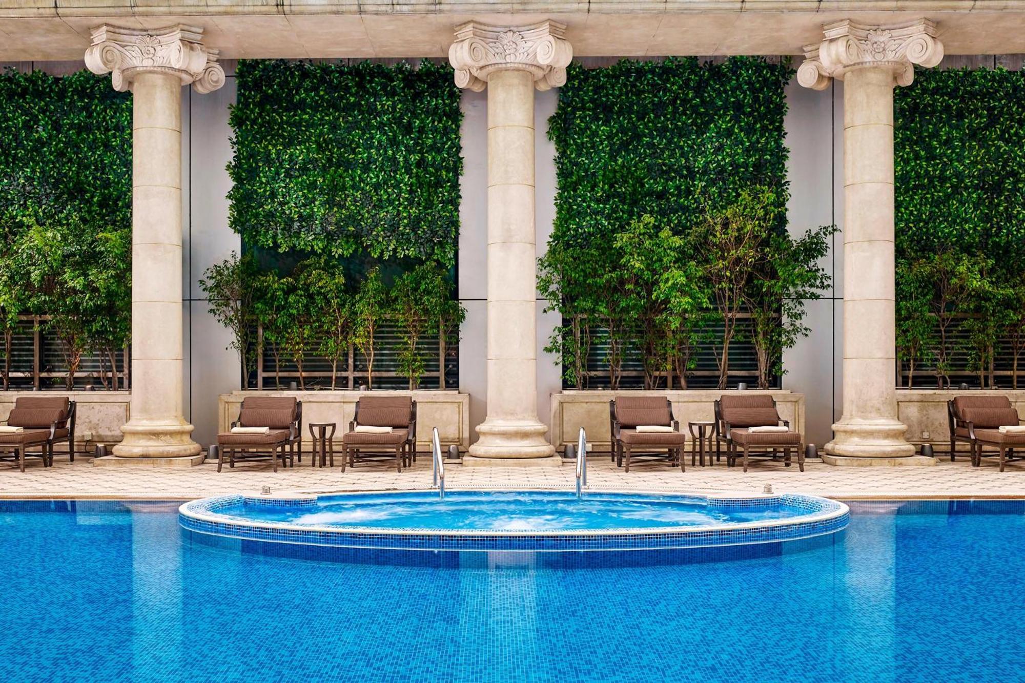 The Ritz-Carlton, Guangzhou Hotel Exterior photo
