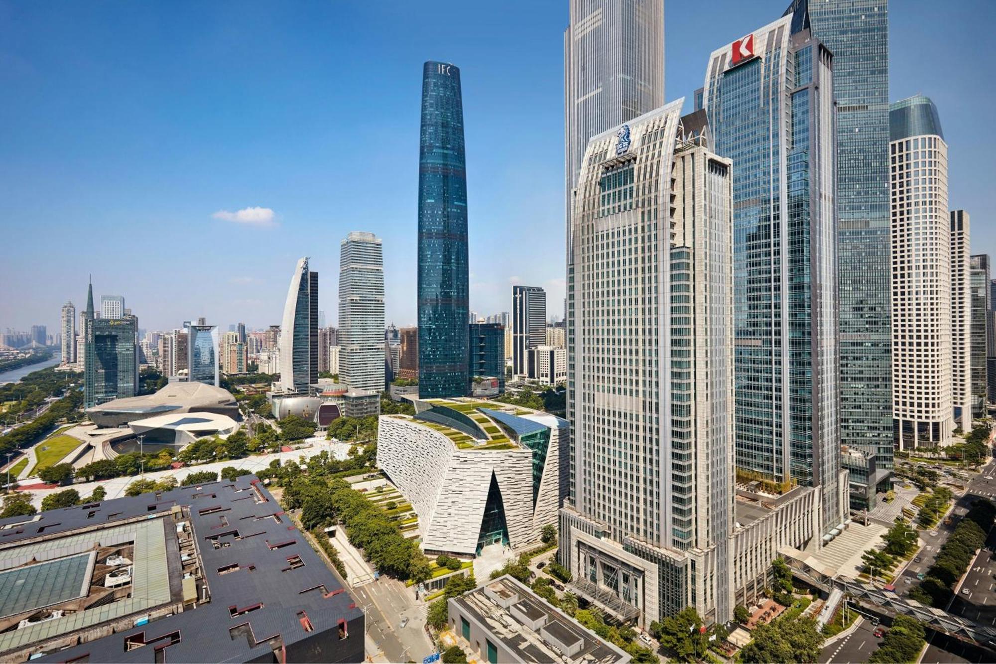The Ritz-Carlton, Guangzhou Hotel Exterior photo